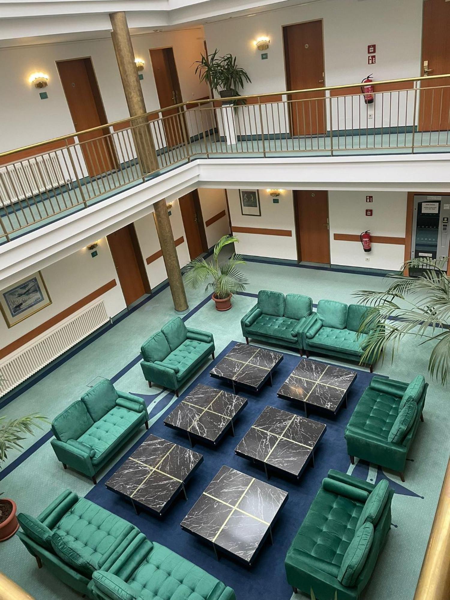 Hotel Kaiserhof Fürstenwalde Esterno foto